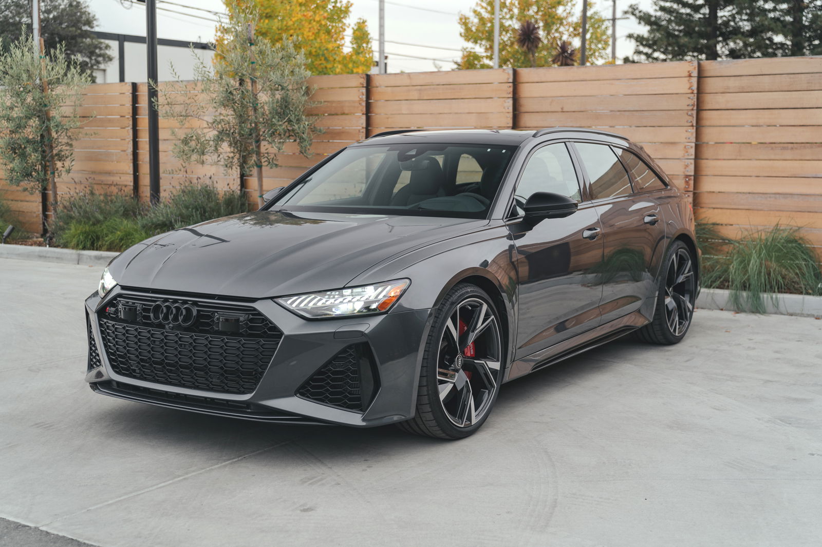 2023 Audi RS6 Avant sold at ISSIMI